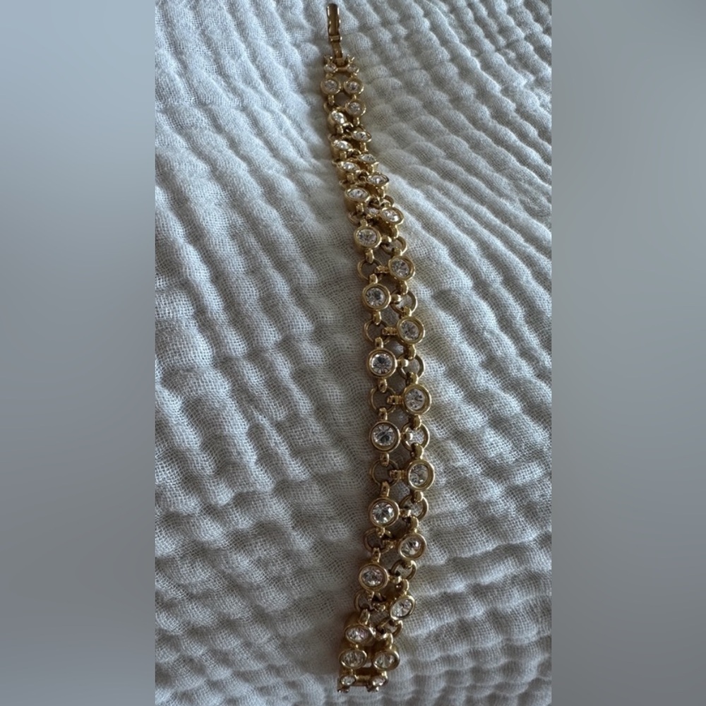 Swarovski ladies double crystal row tennis bracelet - Picture 2 of 7